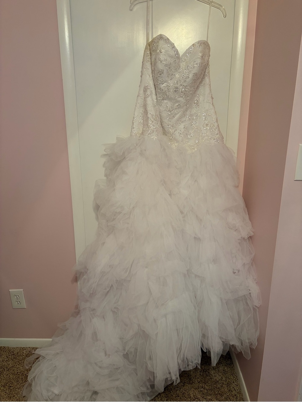 David's Bridal Ivory Beaded Sweetheart Ball Gown with Ruffled Tulle Skirt